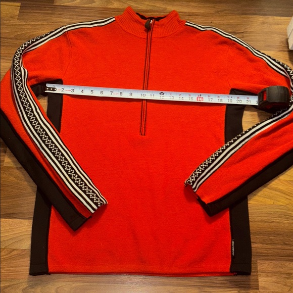 Obermeyer Red 1/4 Zip Ski Sweater - Size Medium - Picture 6 of 7